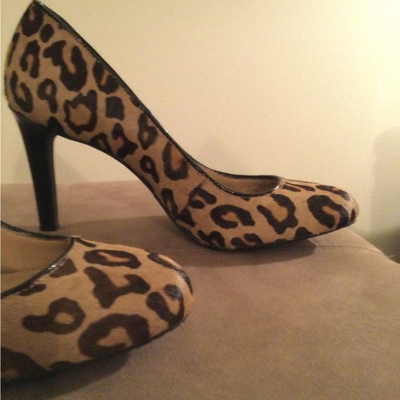 Arturo Chiang leopard print pumps - Picture 5 of 9